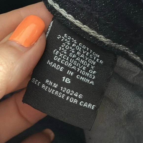 NWT WALLFLOWER Luscious Curvy Bootcut Jeans - Picture 6 of 9